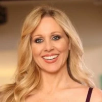 Julia Ann