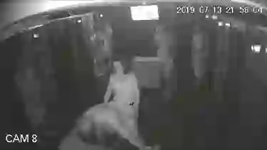 Скрытая камера в бане засняла аморальную жесть